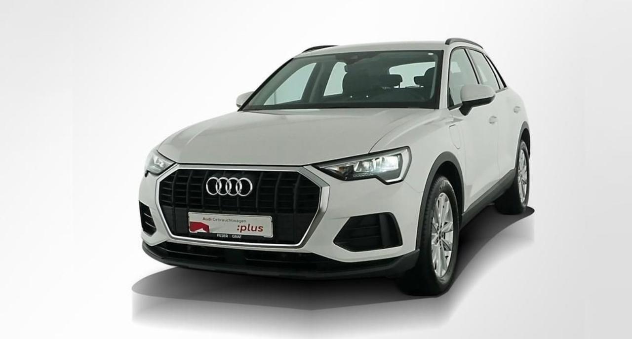 Audi Q3 45 TFSI e S tronic Business