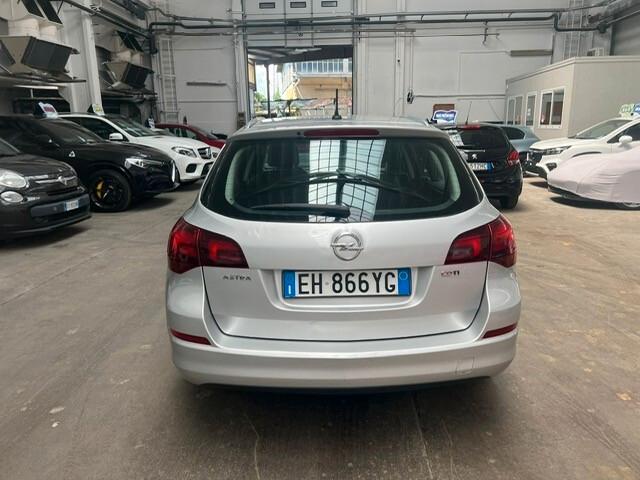 Opel Astra 1.7 CDTI 125CV Sports Tourer Cosmo