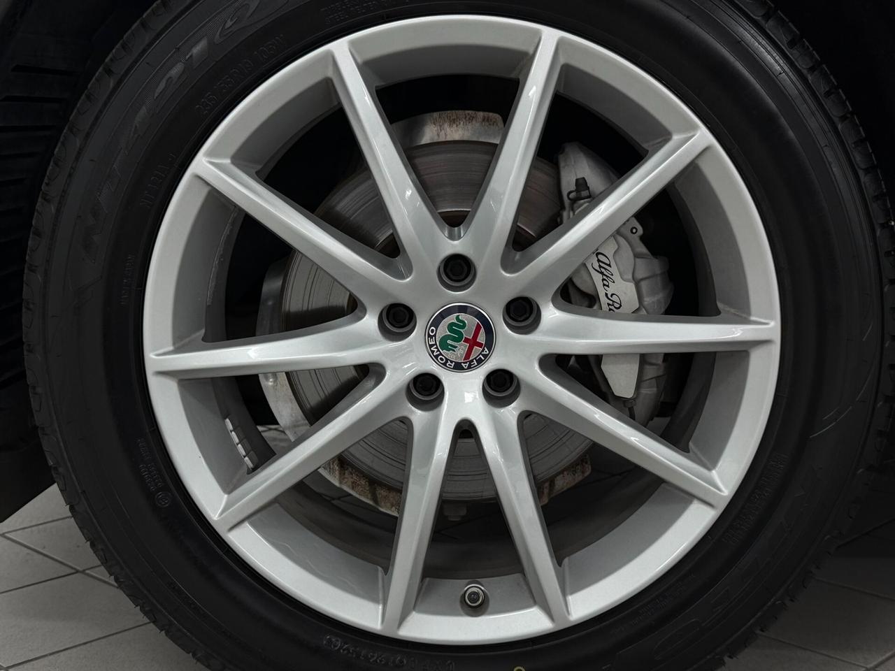 Alfa Romeo Stelvio 2.2 TD 190 CV EXECUTIVE 19" TAGLIANDATA