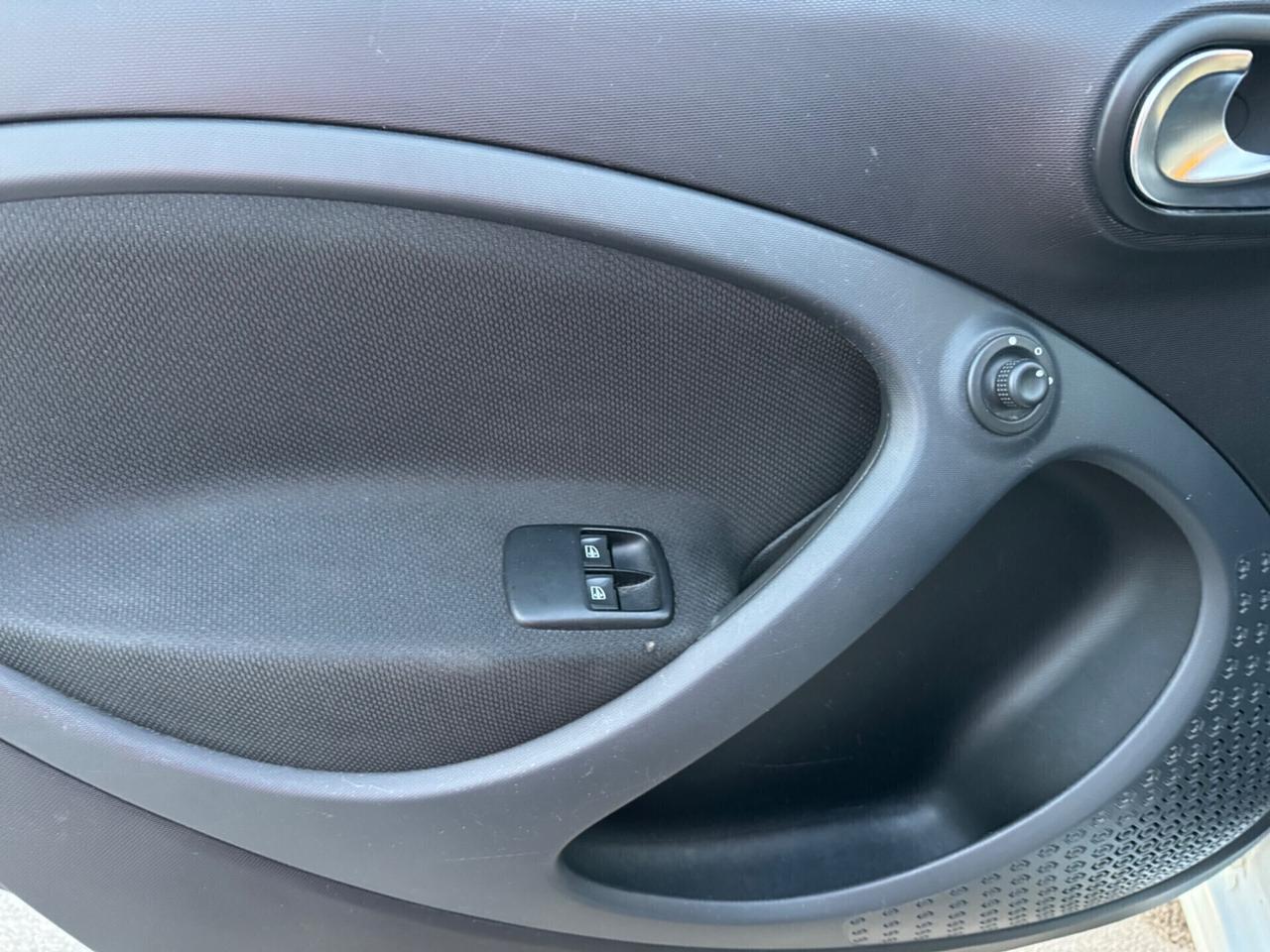 Smart ForTwo 1.0 PASSION 70CV 51KW