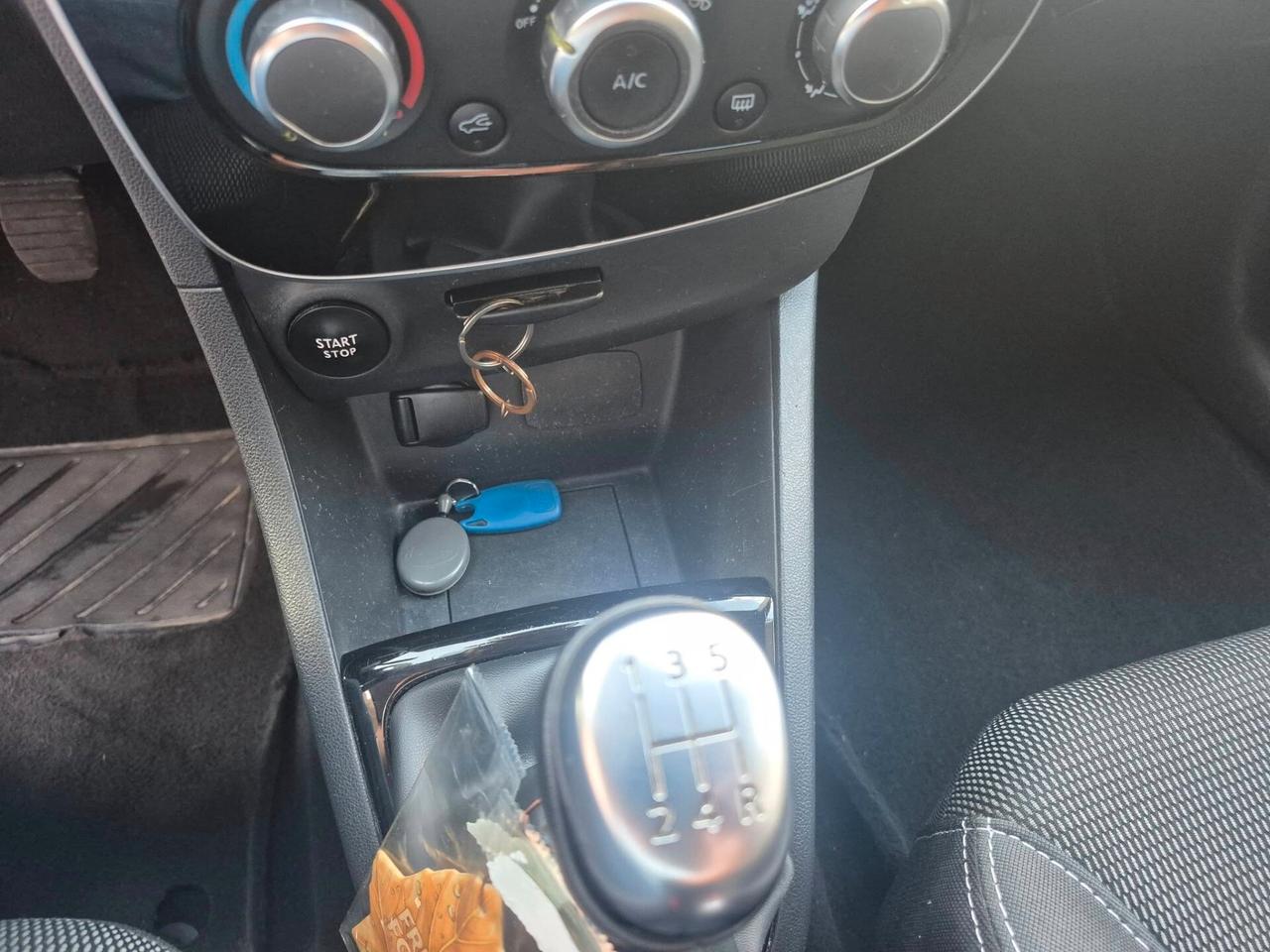 Renault Clio TCe 12V 90 CV Start&Stop 5 porte Energy Duel