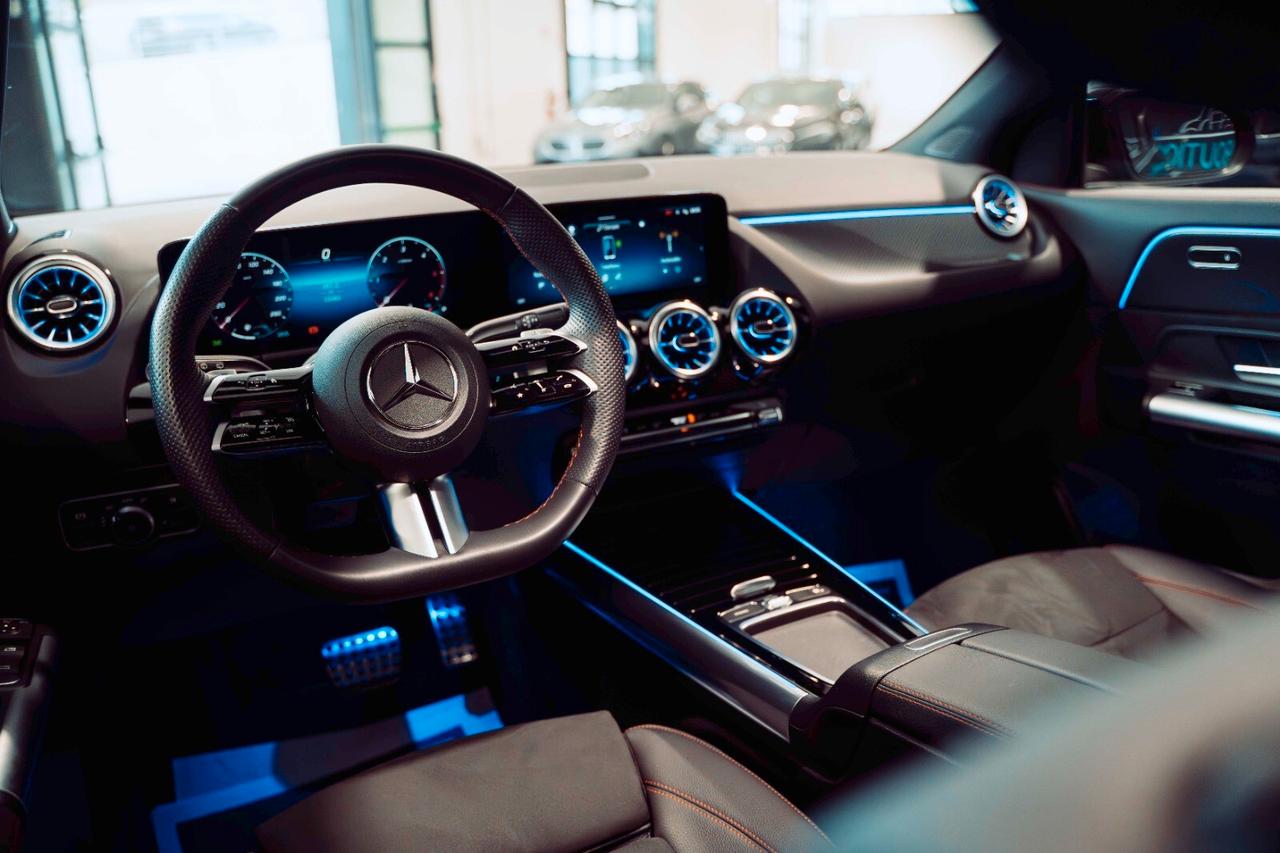 Mercedes-benz GLA 200d AMG Line Premium IVA ESP/TETTO/19"