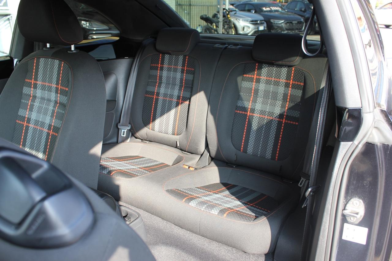 Volkswagen Maggiolino 1.2 TSI Club DSG NAVY FARI FULL LED