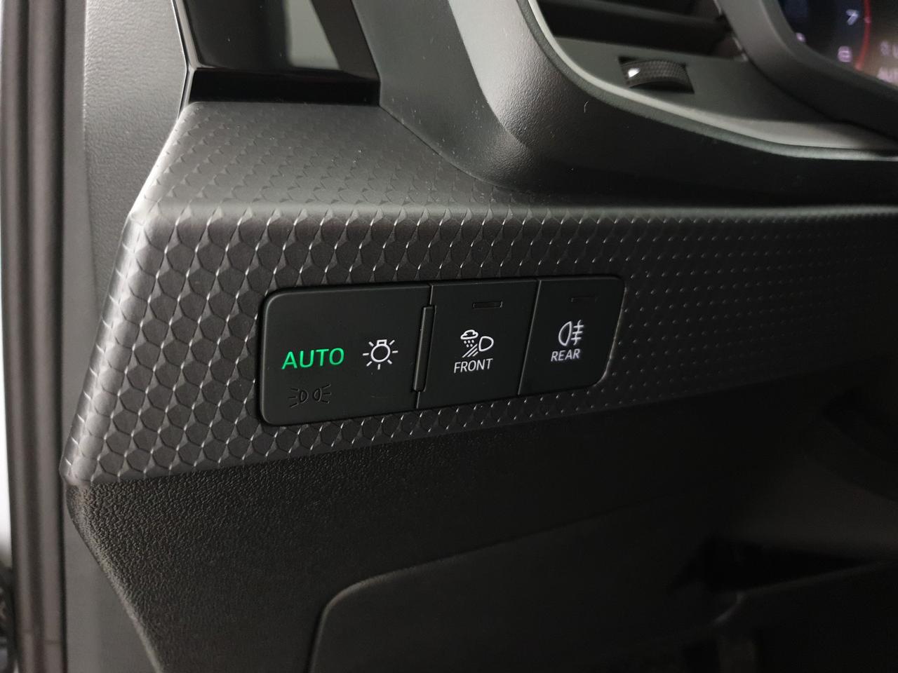 Sportback 30TFSI 116CV S tronic Identity Black