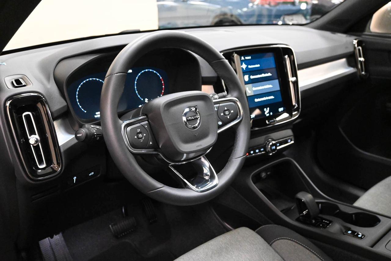 VOLVO XC40 (2017-->) XC40 T2 automatico Core