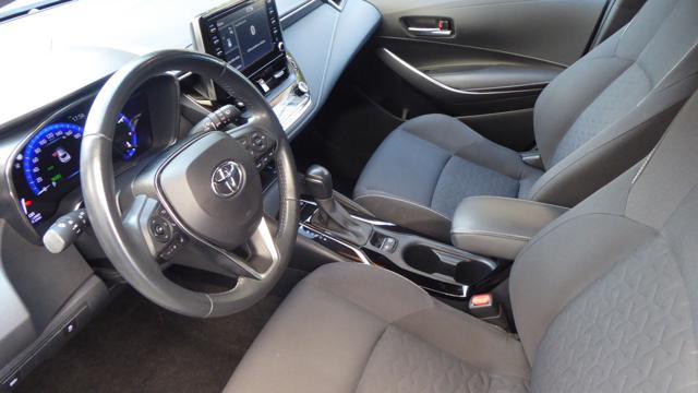 TOYOTA Corolla 1.8 Hybrid Style