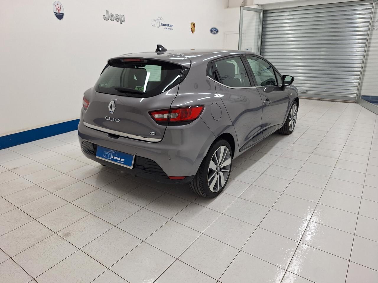 Renault Clio 1.5 dCi 75cv Costume National