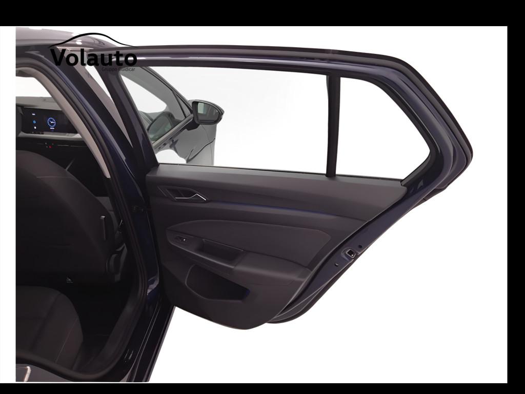 VOLKSWAGEN Golf VIII 2020 - Golf 1.0 etsi evo Life 110cv dsg
