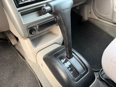 NISSAN MICRA 1.4i BENZINA AUTOMATICO CLIMA 100.000KM