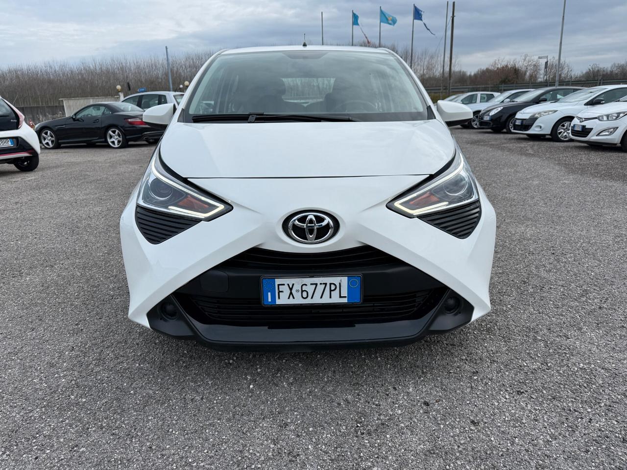 Toyota Aygo 1.0 VVT-i 72 CV 5 porte x-business