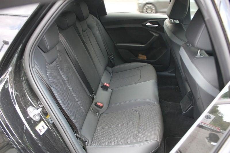 Audi A1 allstreet 30 TFSI S tronic S-LINE Cockpit Camera