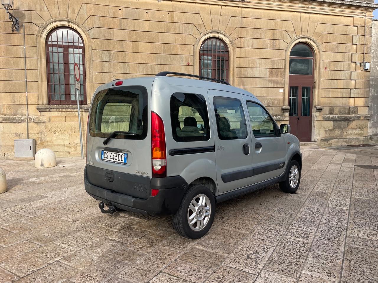 Kangoo 1.9 dCi 4x4 GANCIO TRAINO