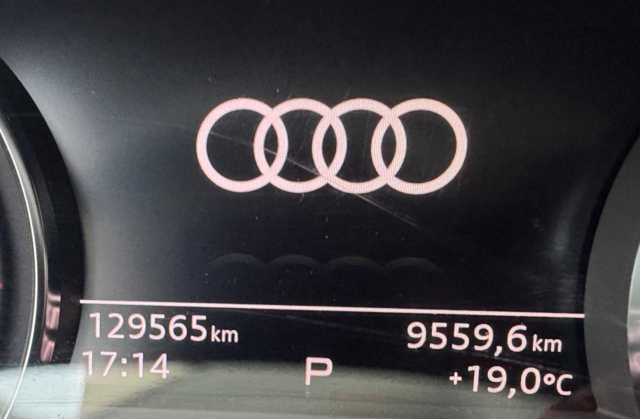 Audi Q5 2.0 TDI 204cv - NEW MODEL - 2021