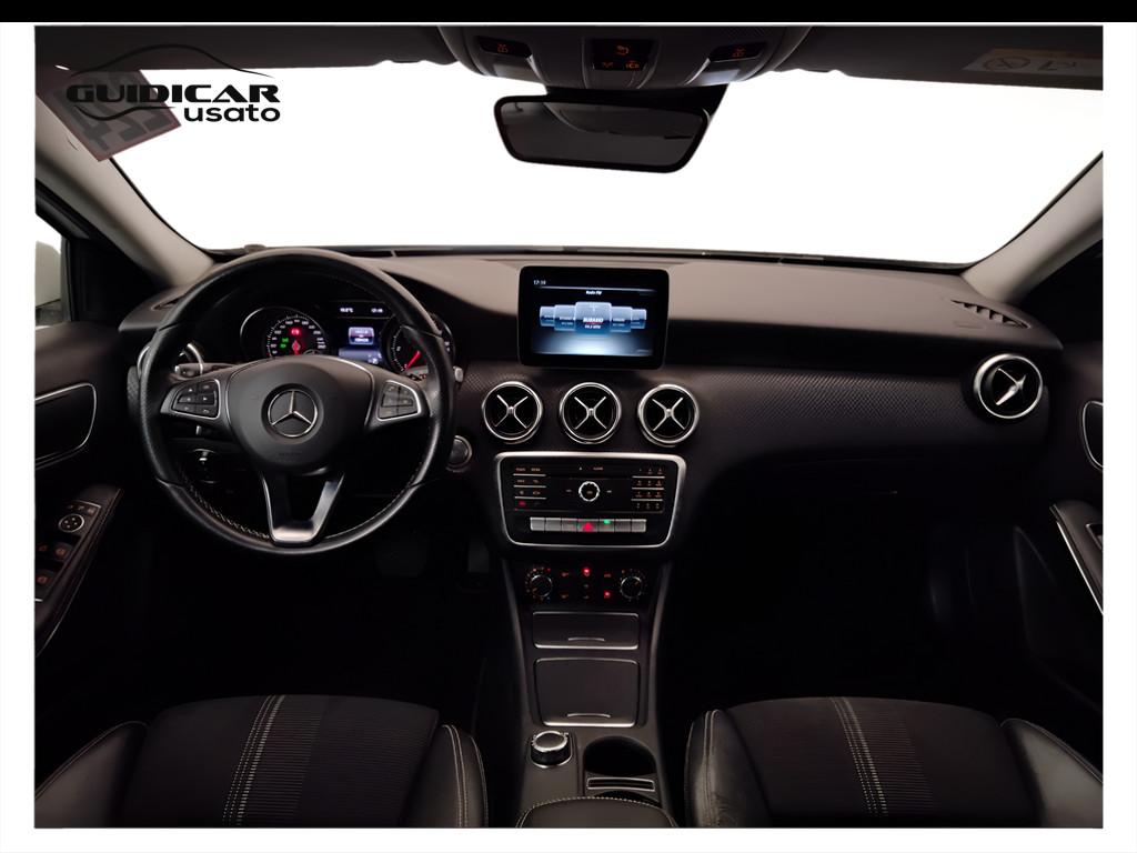 Mercedes-Benz Classe A - W176 - A 180 d Sport auto my16