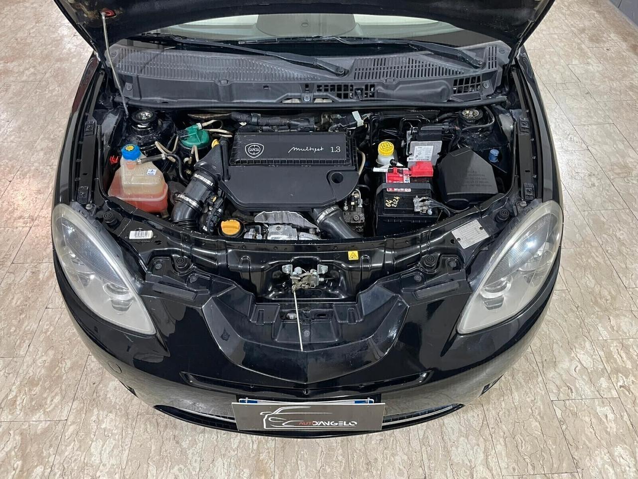 Lancia Ypsilon 1.3 MJT 75 CV Elle