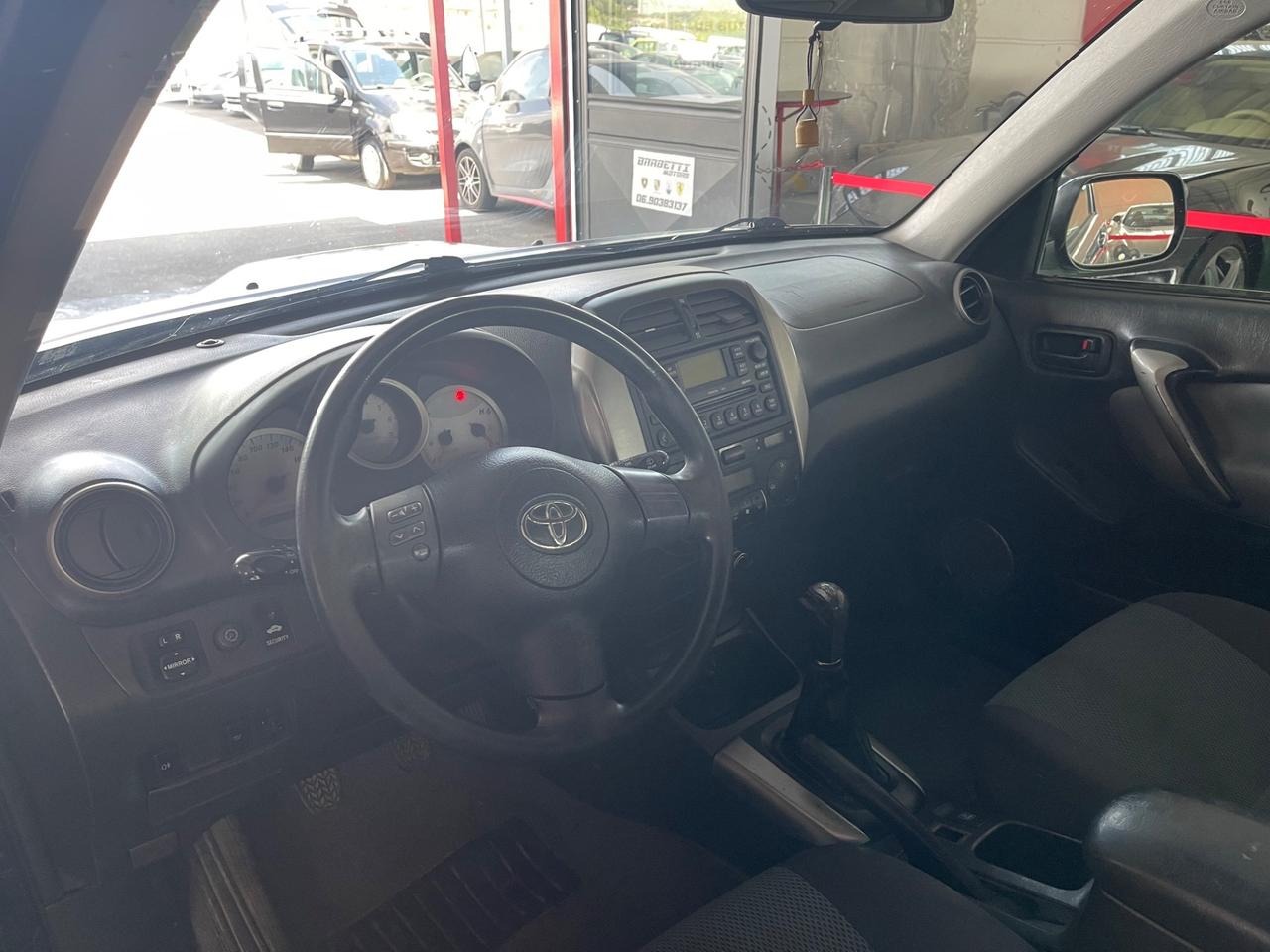 Toyota RAV 4 2.0 D-4D 4x4 Neopatentati PERMUTE RATE