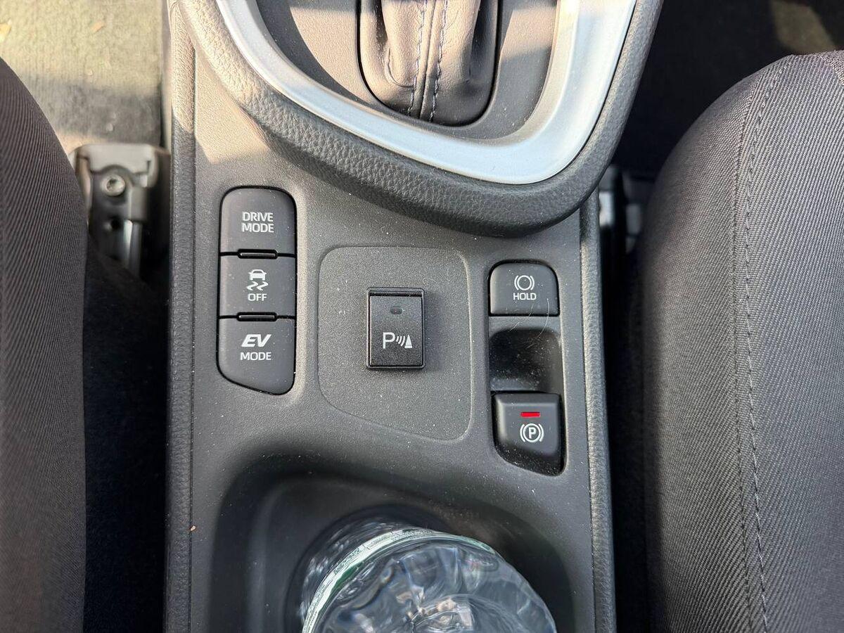 Toyota Yaris Cross 1.5h Active fwd 116cv e-cvt