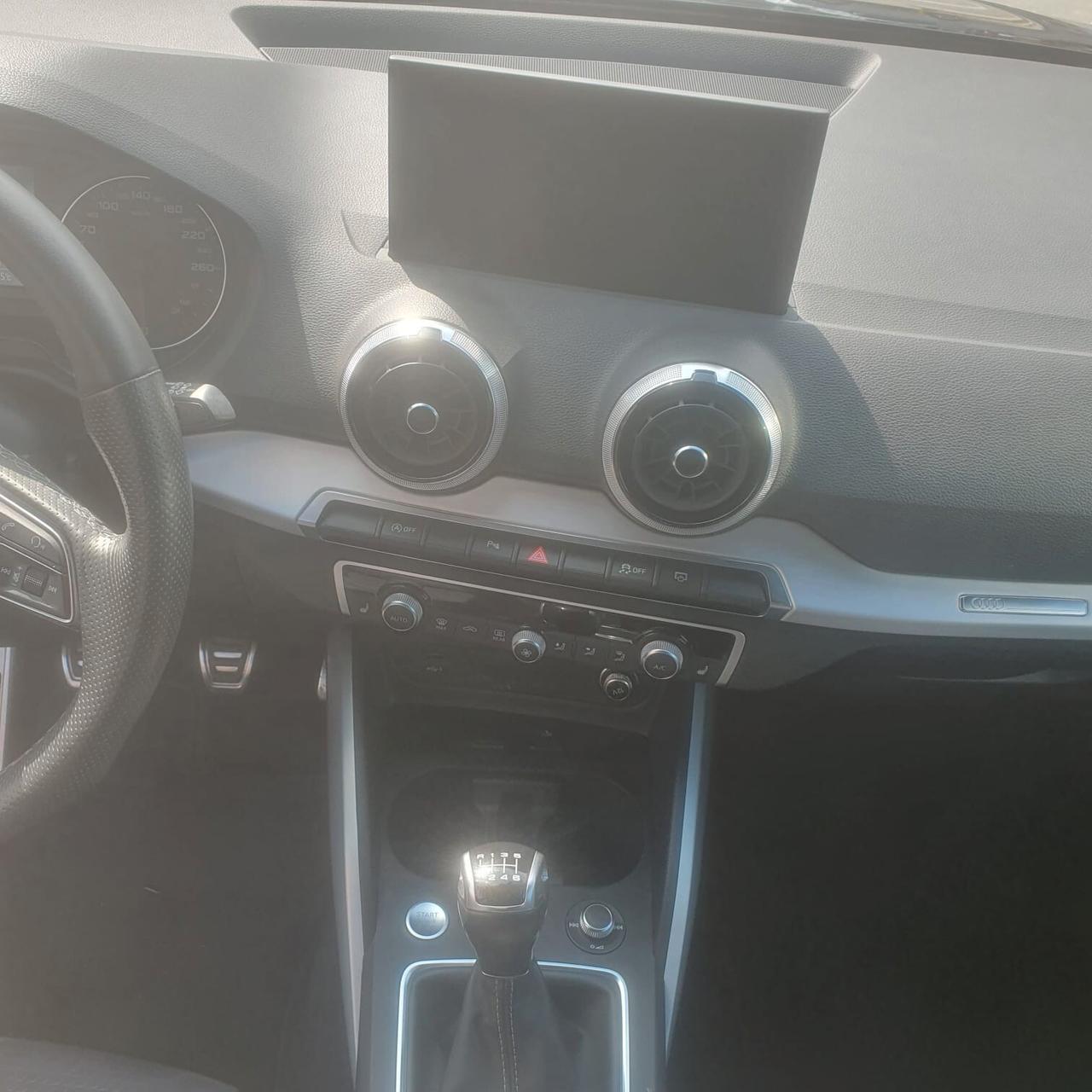 Audi Q2 30 TDI S line Edition