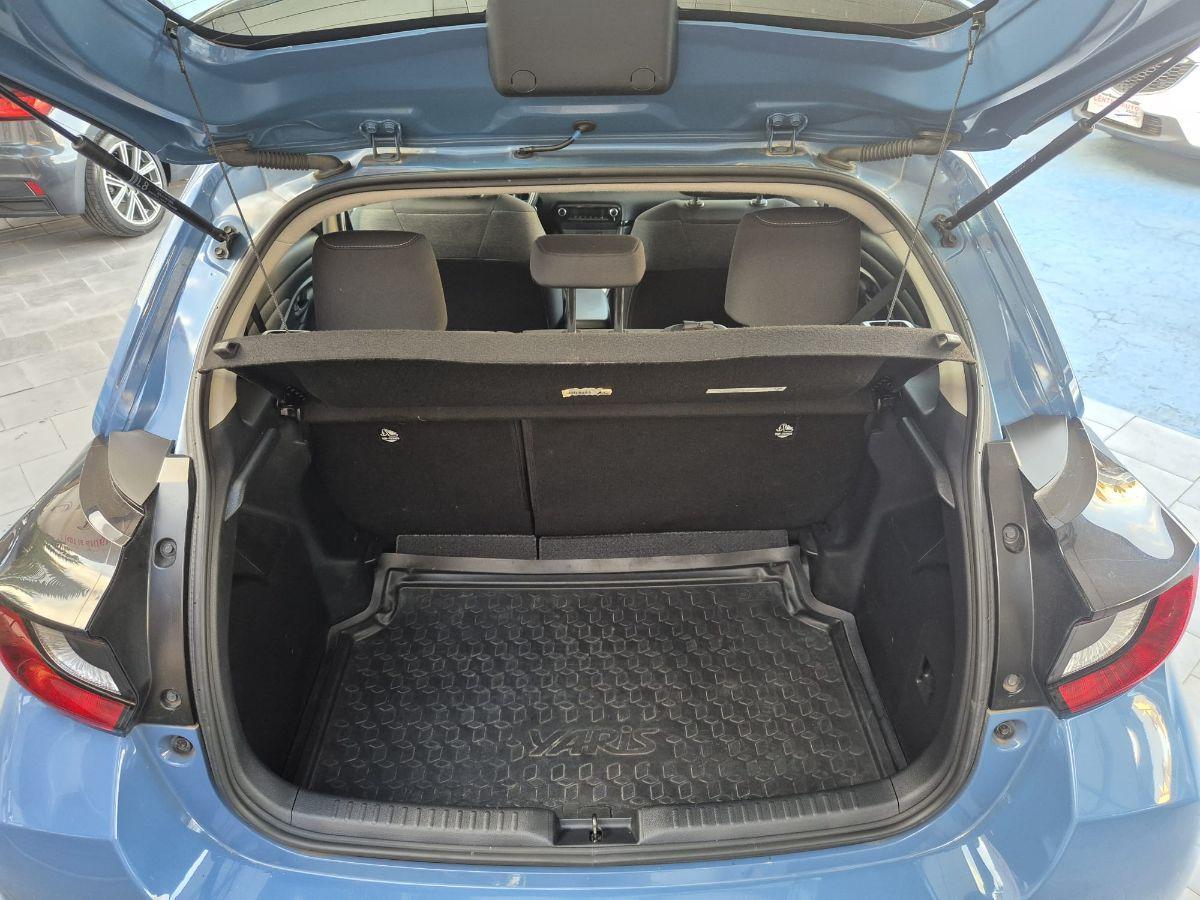 TOYOTA - Yaris - 1.5 Hybrid 5p. Business