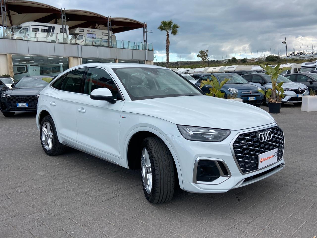 Audi Q5 Sportback 40 2.0 TDI quattro s-line s-tronic