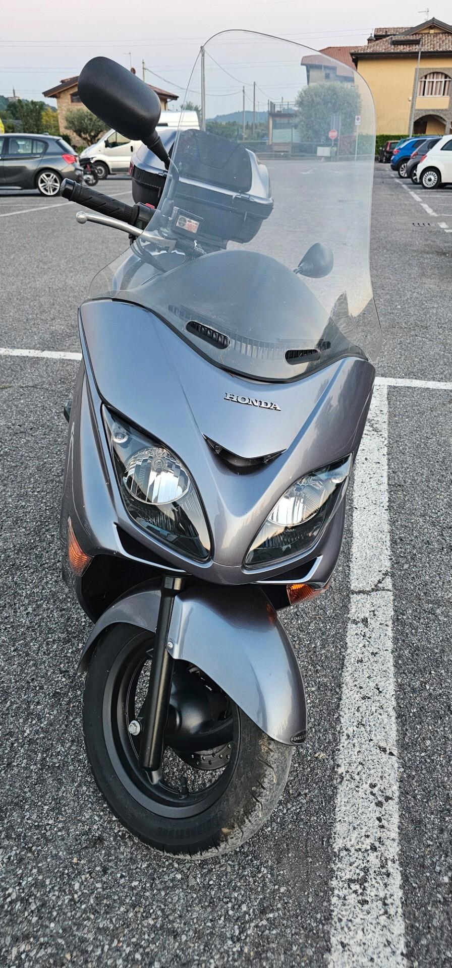 Honda Forza