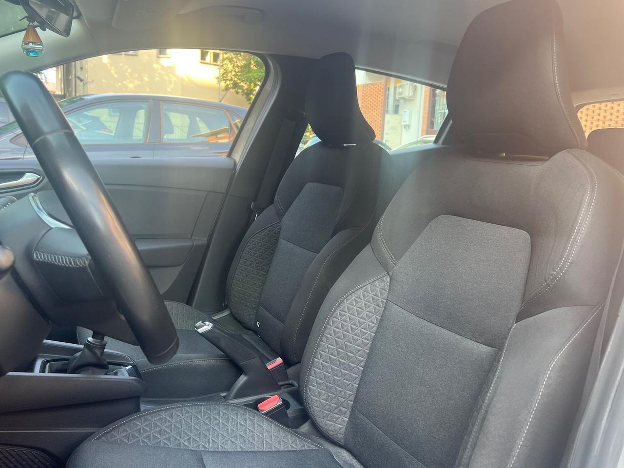 Renault Clio Zen 1.0 ECO-G 100CV #11788