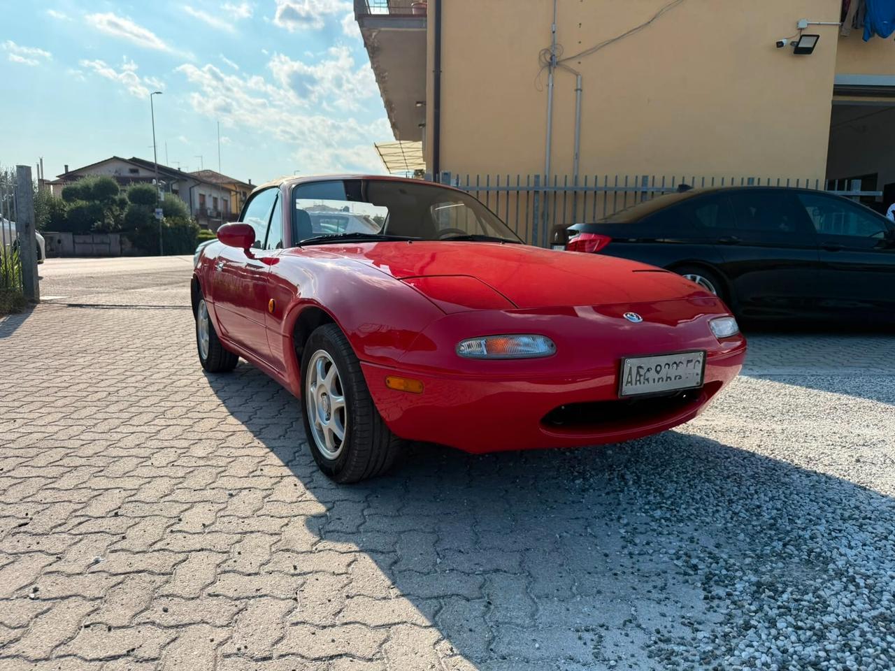 Mazda MX-5 1.6i 16V cat 1 SERIE