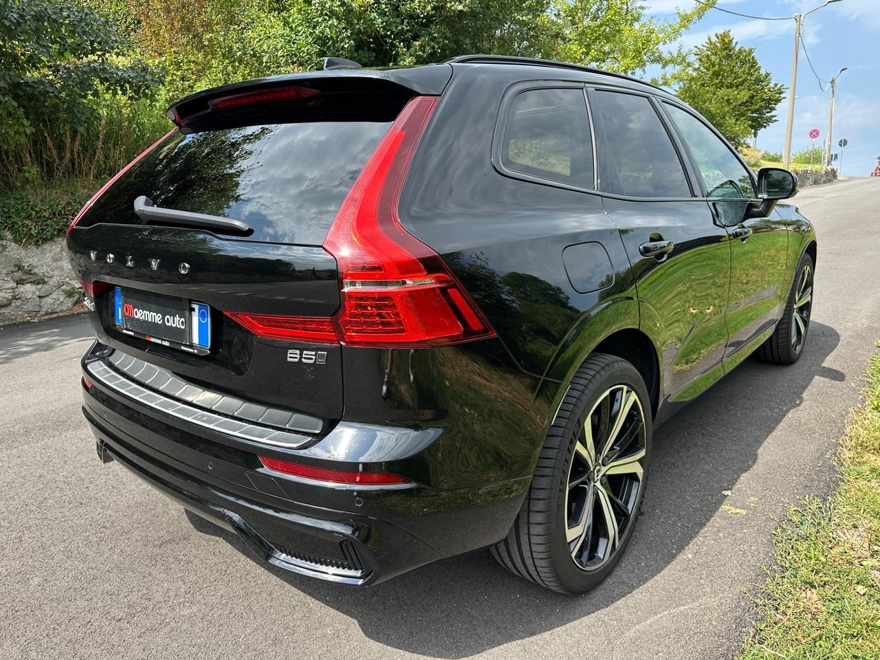 Volvo XC 60 B5 (d) AWD Ultimate Dark - 2023
