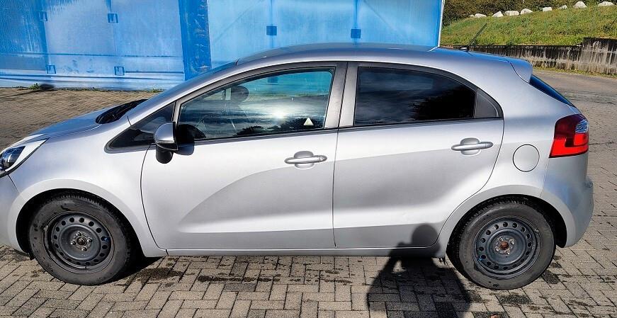 Kia Rio 5 PORTE COOL 1.2 BENZINA 85 CV UNICO PROPRIETARIO