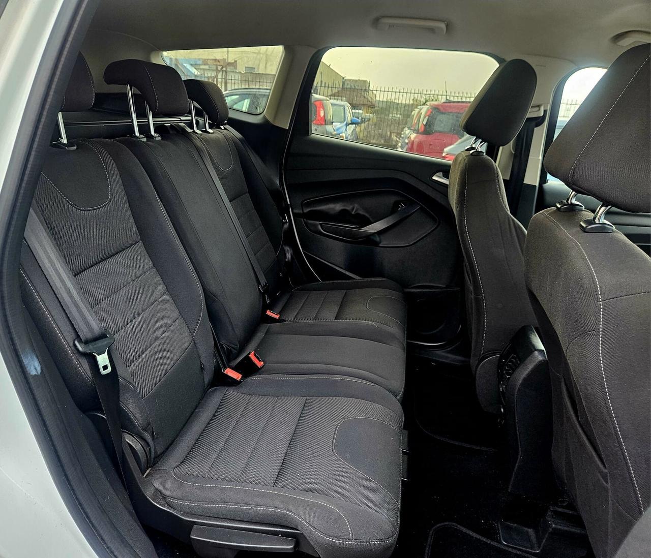 Ford Kuga 2.0 TDCI 150 CV S&S 2WD Titanium