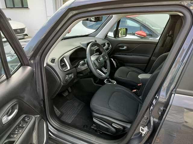 Jeep Renegade 1.5 Turbo T4 MHEV Summit