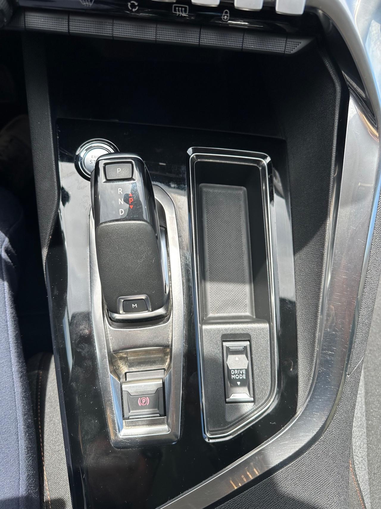 Peugeot 3008 BlueHDi 130 S&S Allure