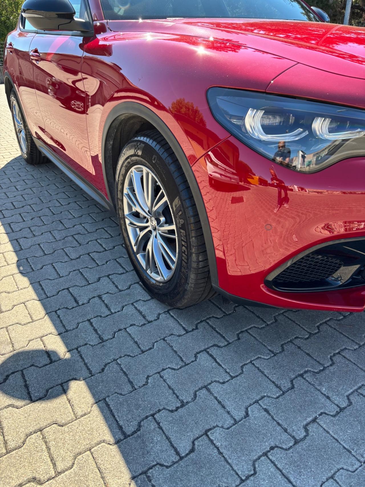 Alfa Romeo Stelvio 2.2 Turbodiesel 160 CV AT8 RWD Super