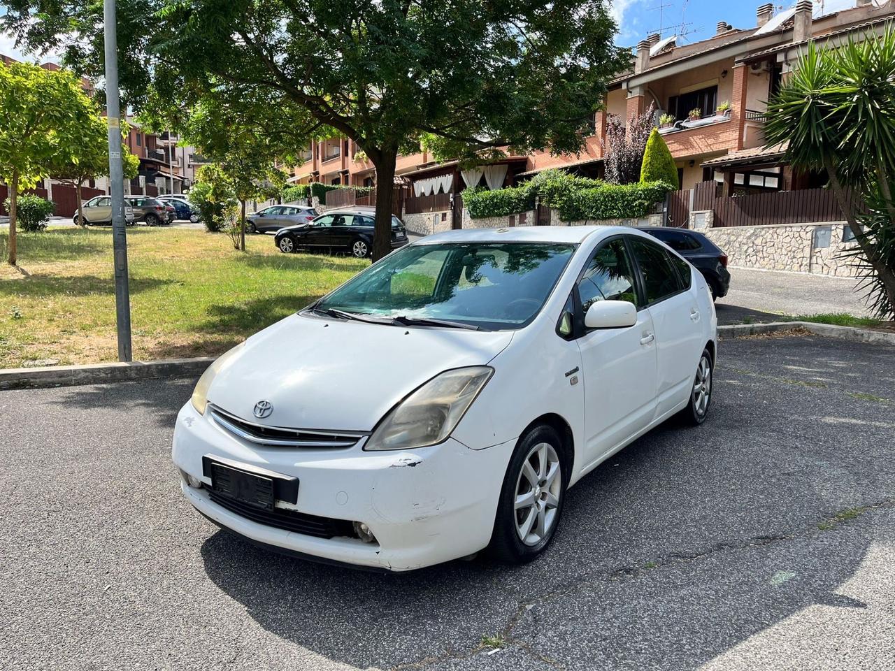 Toyota Prius 1.5i benzina ibrida anno 02/2008