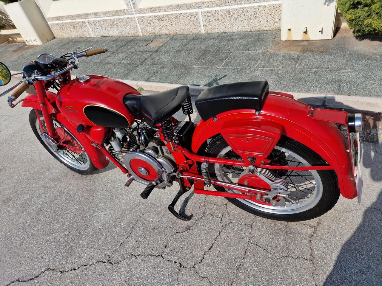 Moto Guzzi Airone 500CC TARGA ORO COMPLETAMENTE ORIGINALE