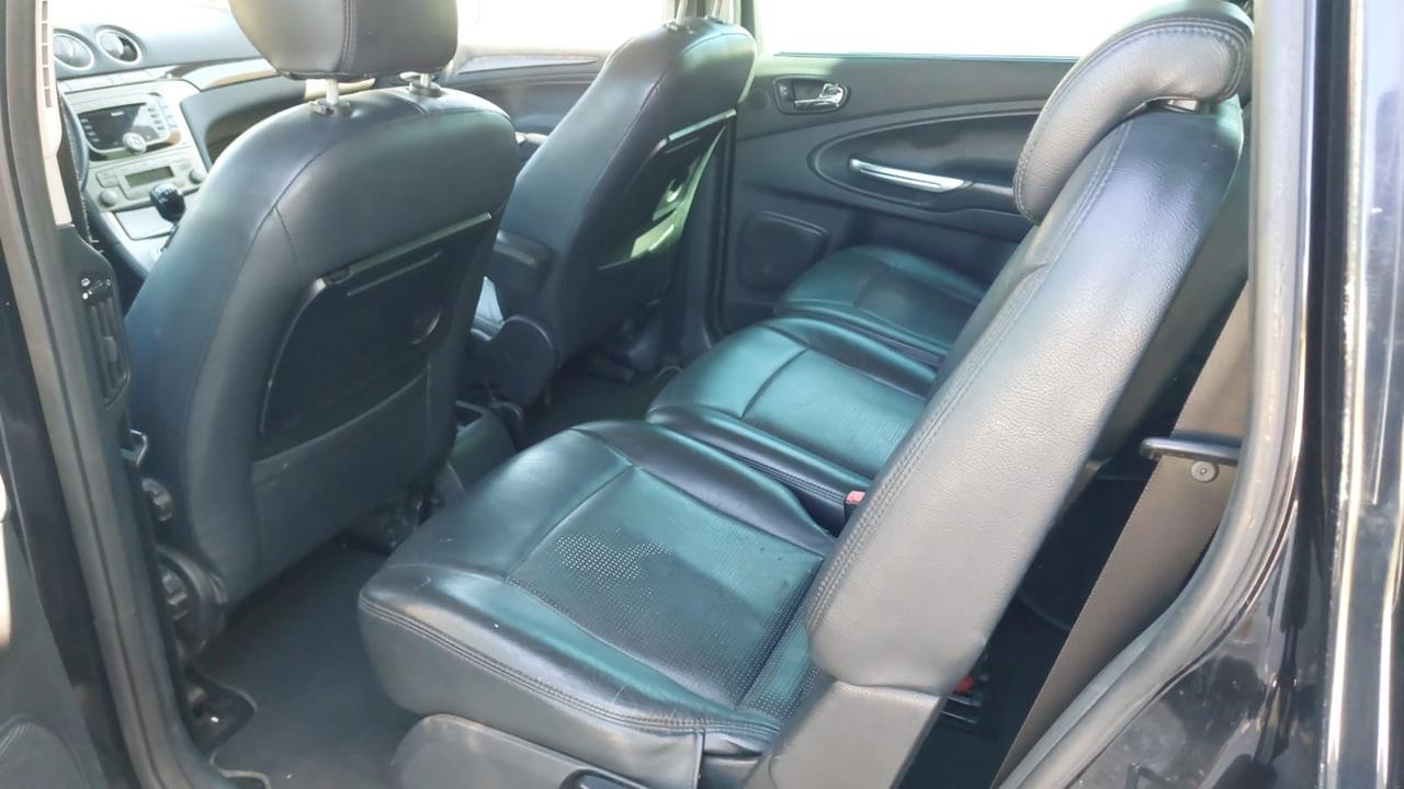 Ford Galaxy 2.0 TDCi 140 CV Ghia 7 mosti motoristicamente perfetta
