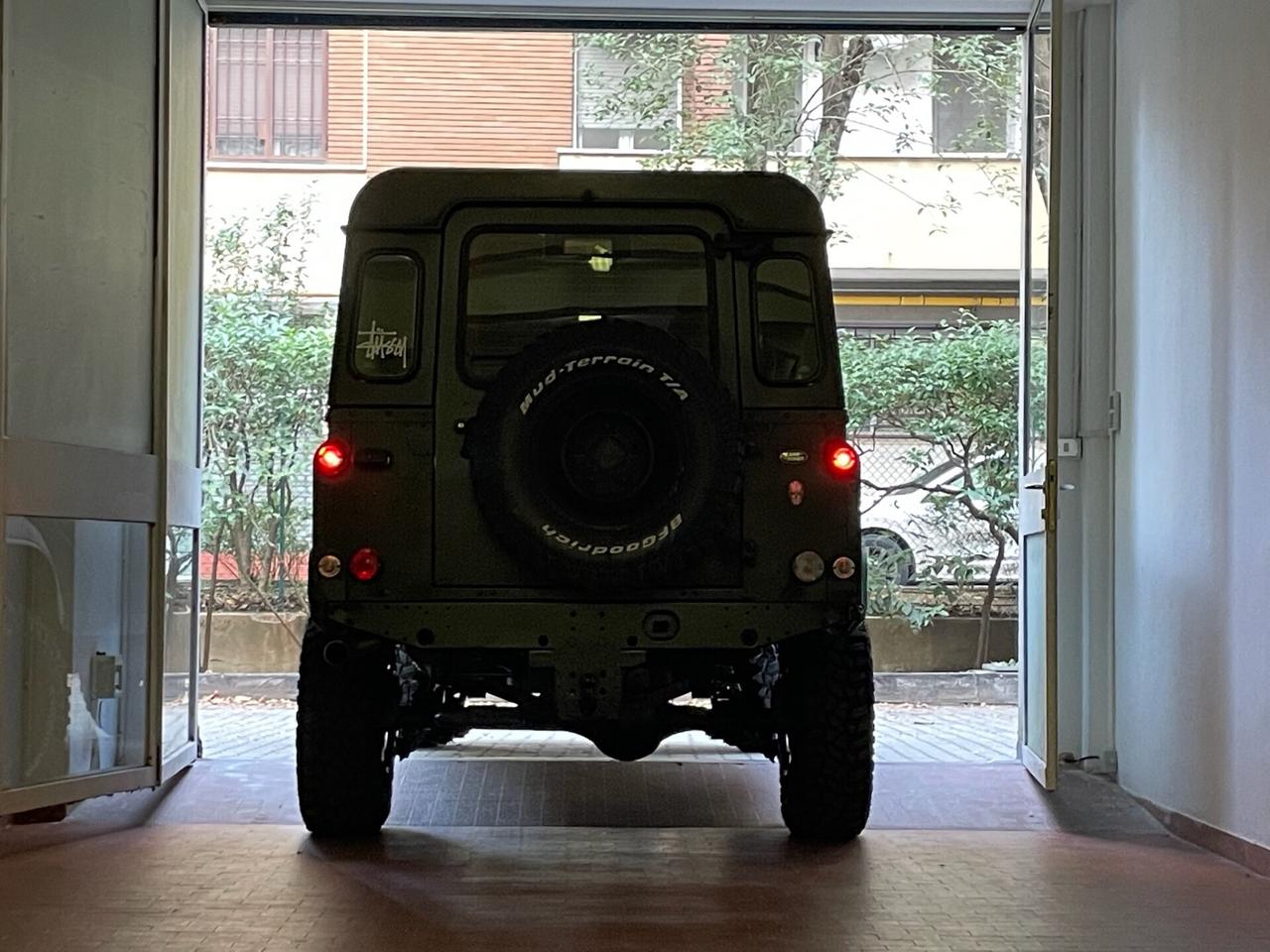 Land Rover Defender 110 TD4 7 POSTI -LIBRETTO TAGLIANDI