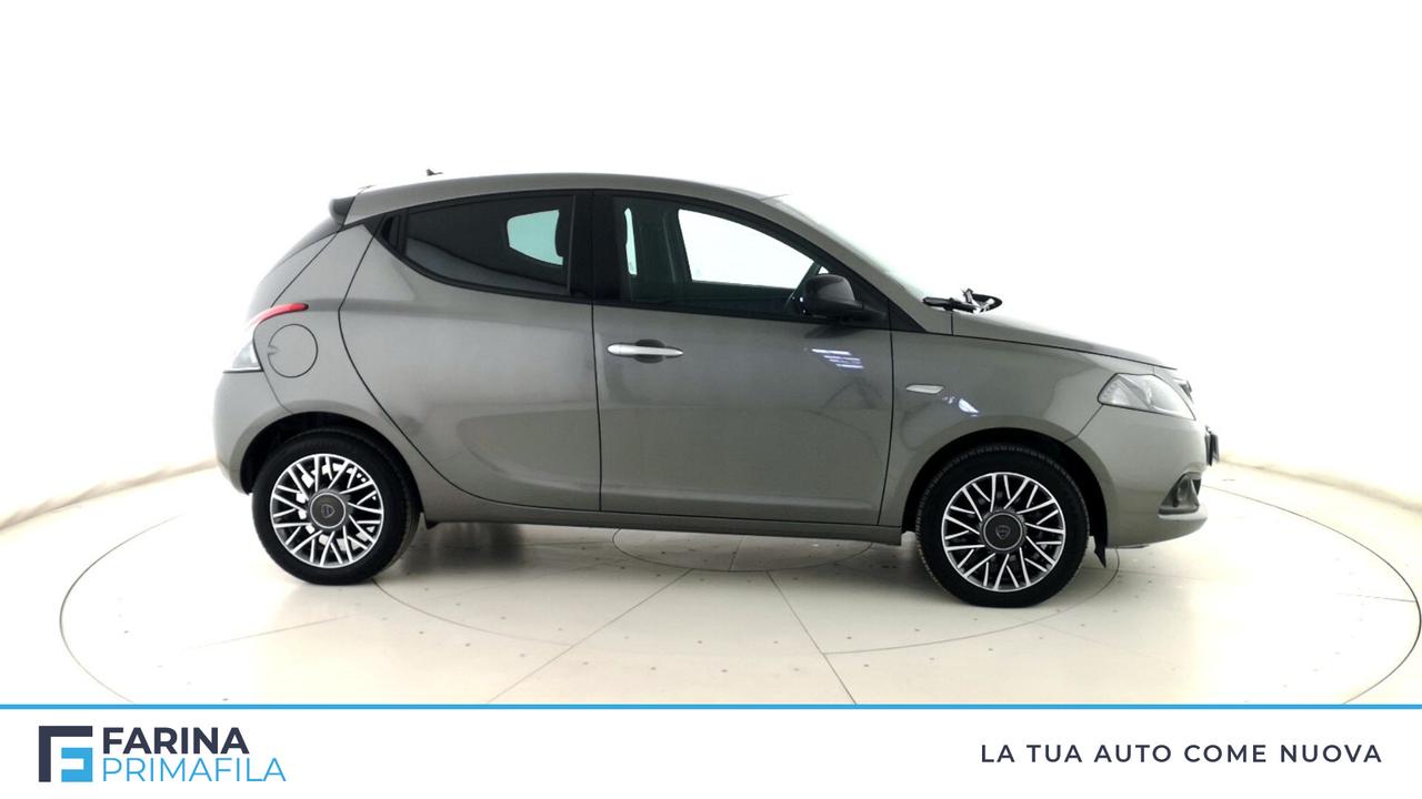 LANCIA Ypsilon III 2021 - Ypsilon 1.0 firefly hybrid Gold Plus s&s 70cv 5p.ti