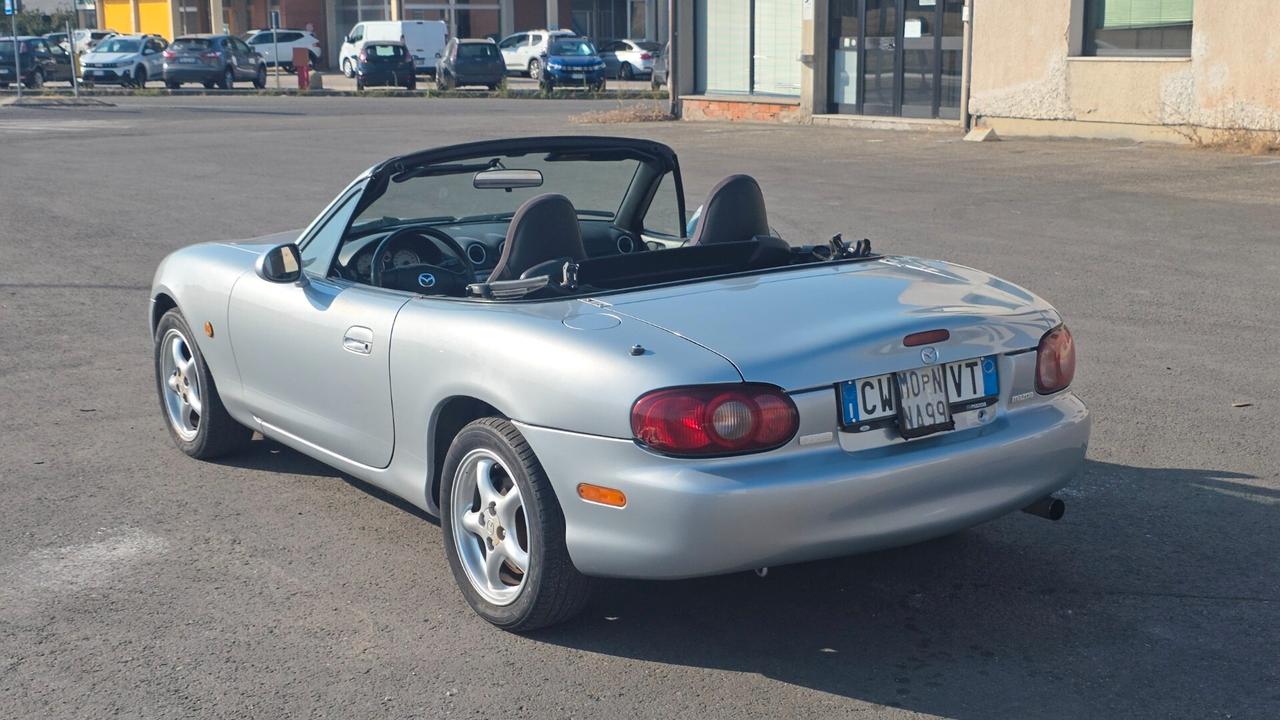 Mazda MX5 1.6 Con CLIMA