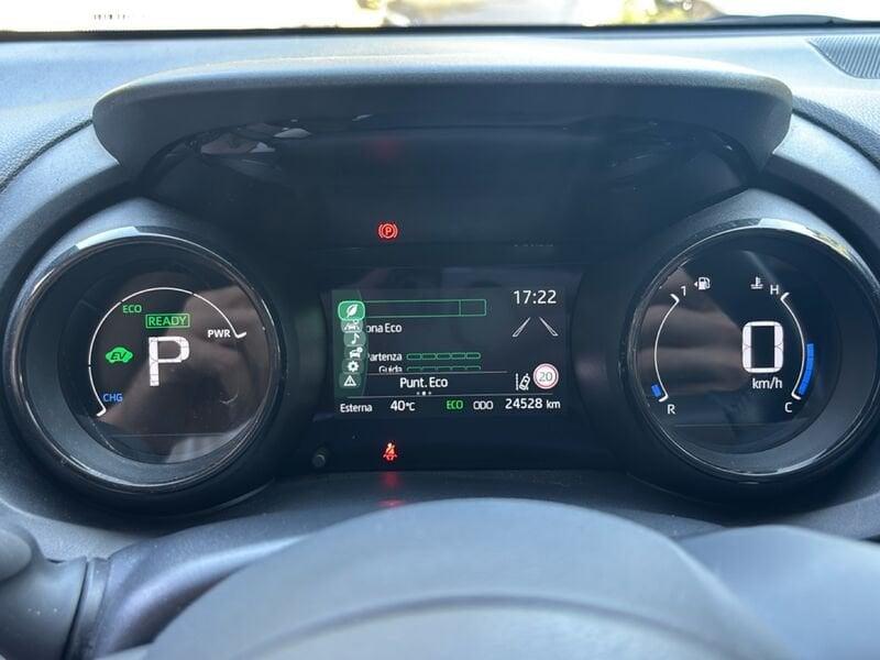 Toyota Yaris Hybrid Lounge MY22