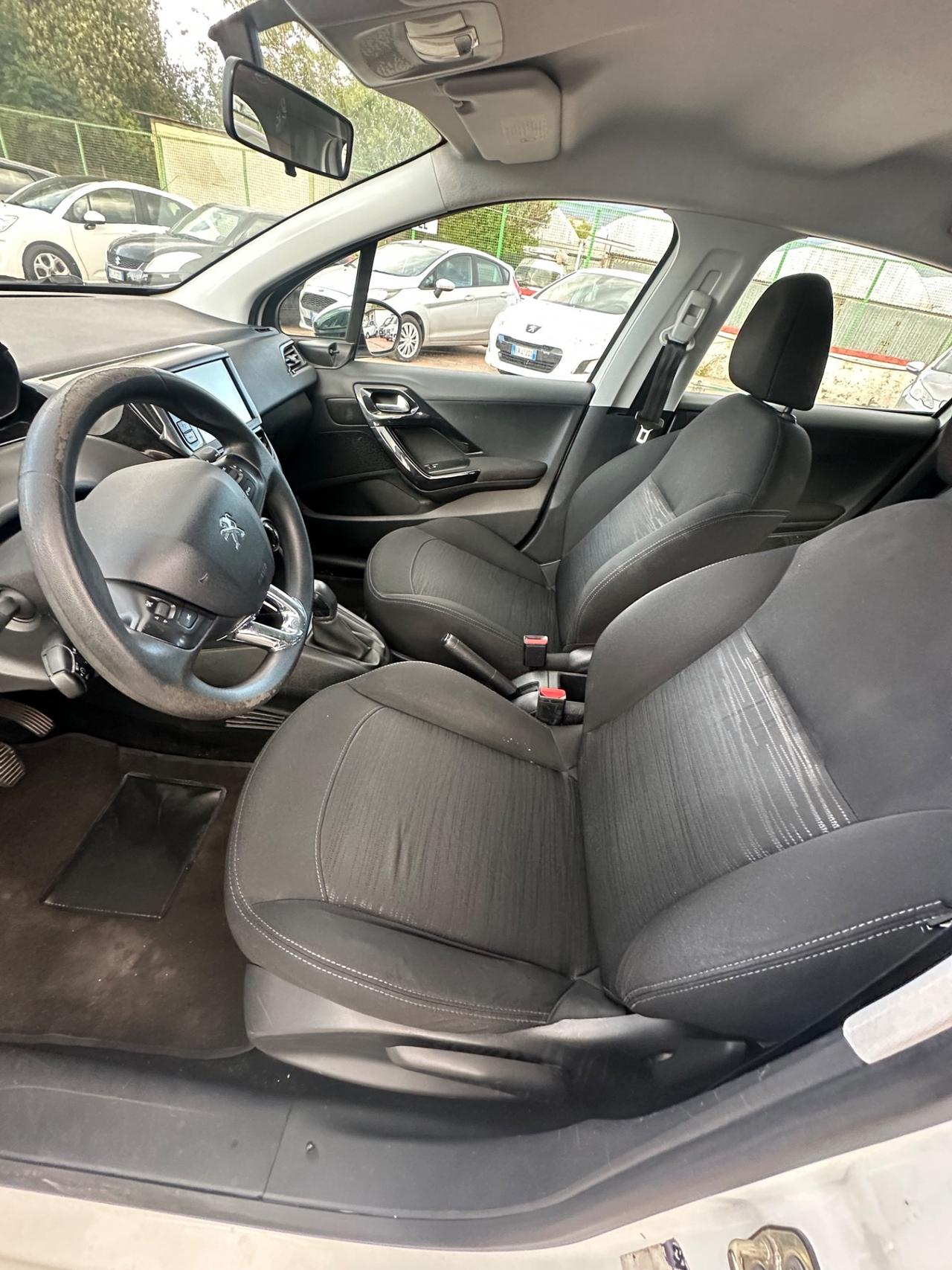 Peugeot 208 1.2 VTi 82 CV 5 porte Allure