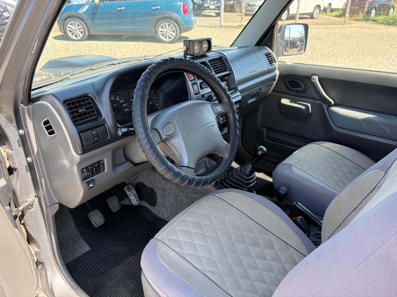 Suzuki Jimny 1.3i 16V cat 4WD JLX