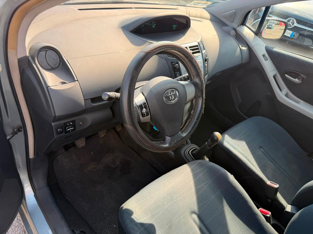 Toyota Yaris 1.3 5 porte Navi