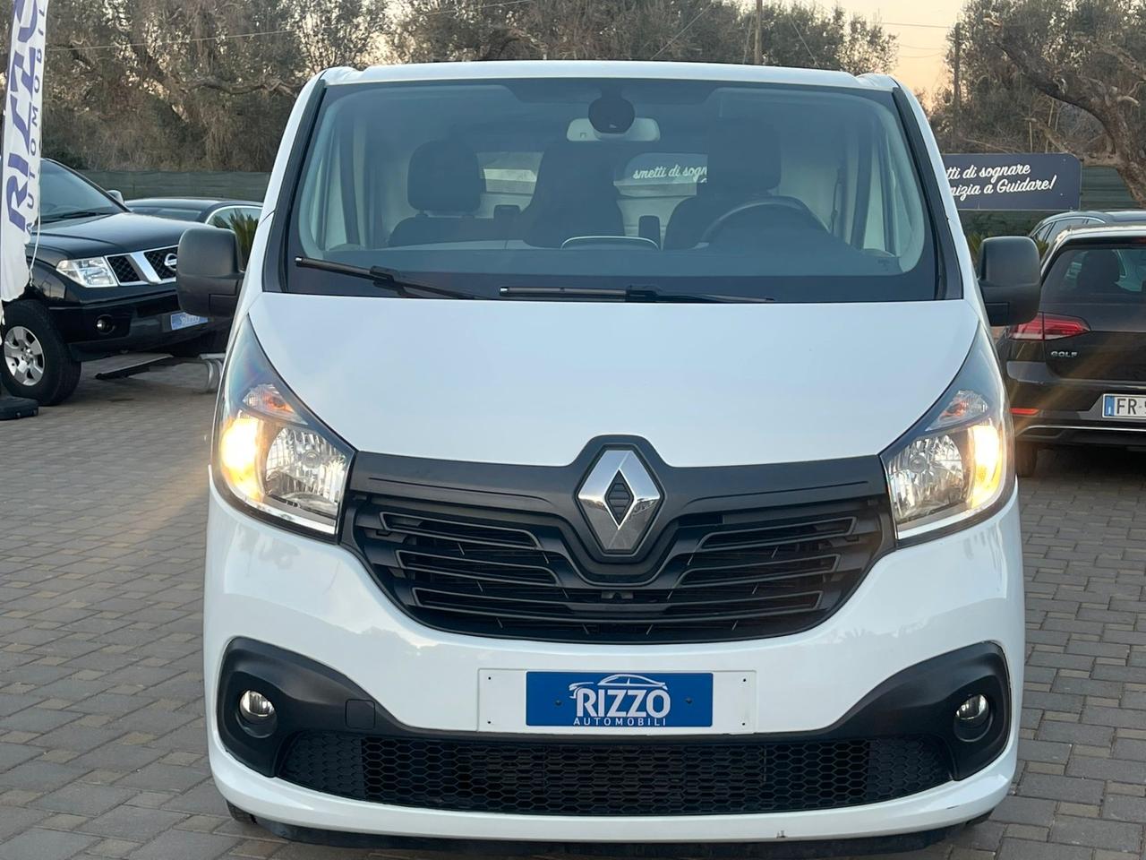 RENAULT TRAFIC 1.6DCI 120CV L2H1 NAVIGATORE IVA NON DEDUCIBILE