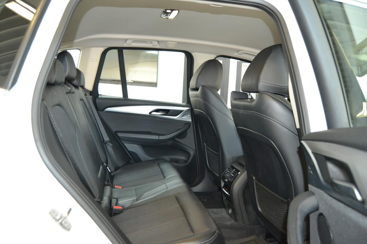 Bmw X3 xDrive20D 190CV C.Auto/Navi/Xenon