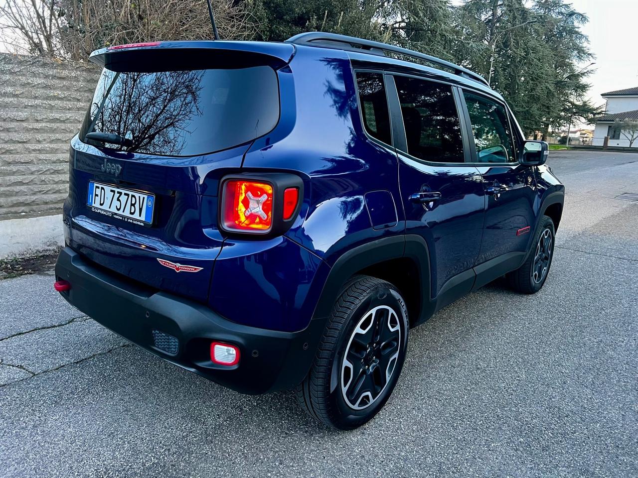 Jeep Renegade 2.0 Mjt 170CV 4WD Active Drive Low Trailhawk