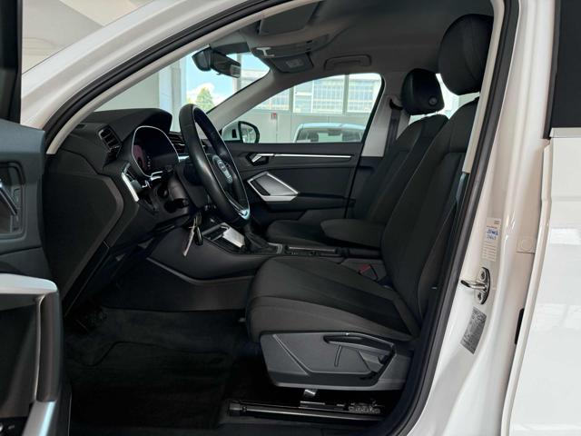 AUDI Q3 35 TDI S tronic Business