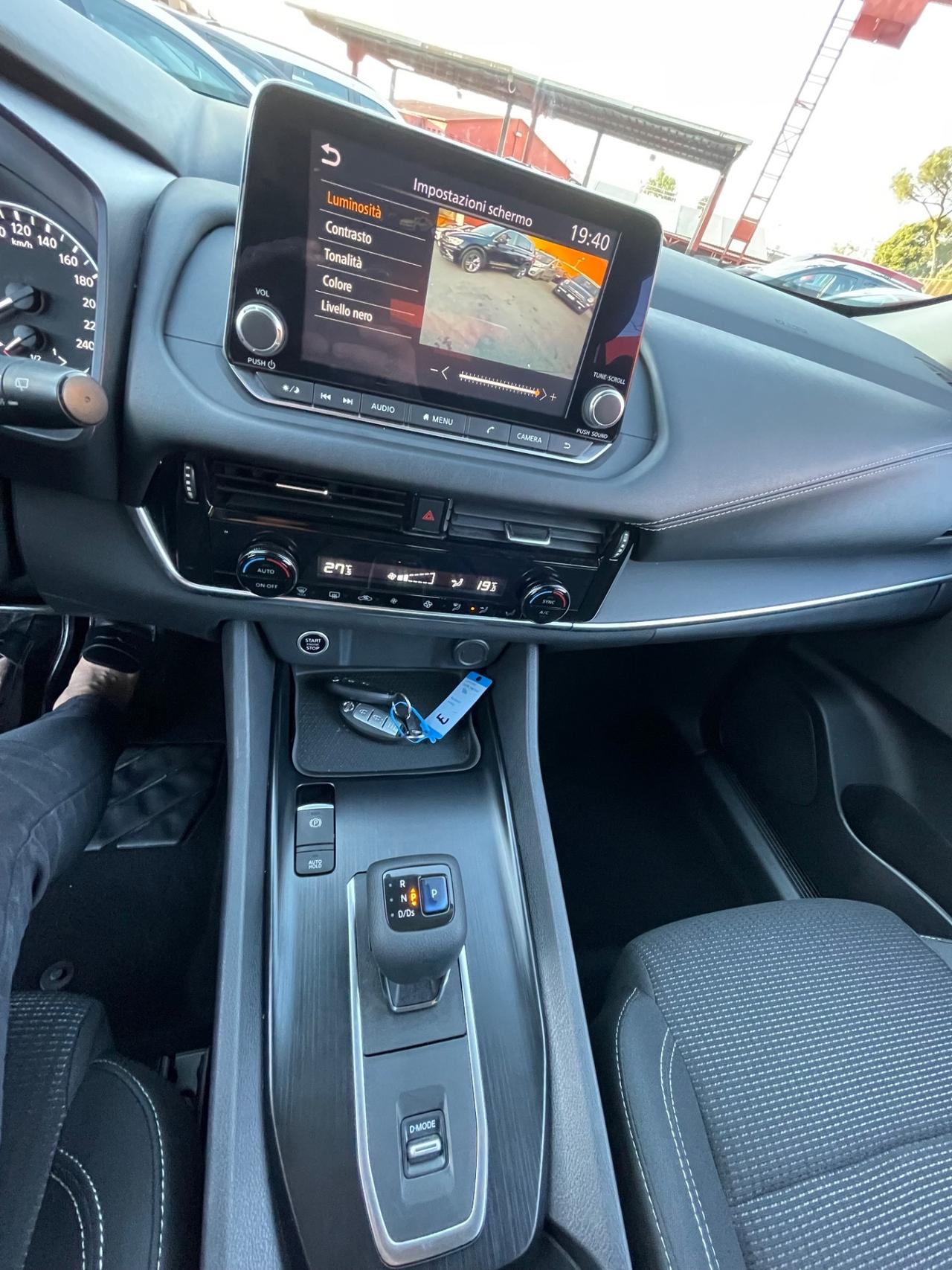 Qashqai MHEV 158 CV Xtronic Business-unipro-rate