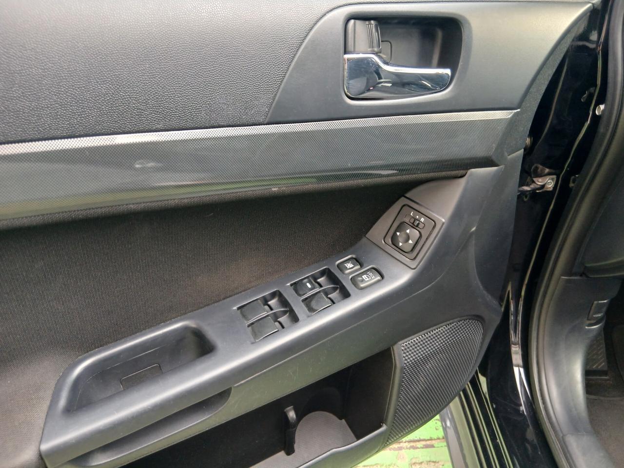 Mitsubishi Lancer 1.8 5p. Sportback Inform