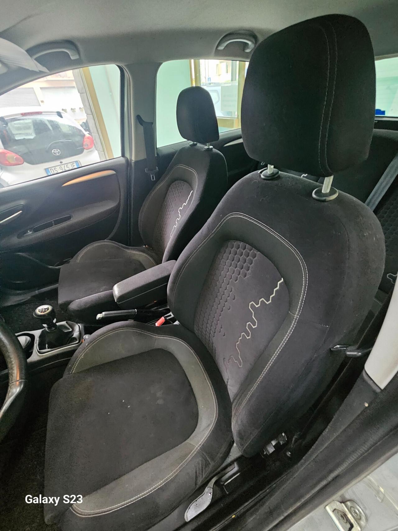 Fiat Punto 1.4 8V 5 porte Natural Power Street